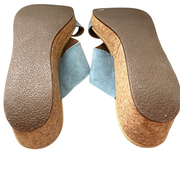 Clarks Elements Soft Suede Soft Cork Heel Cushion Thong Blue Sandal Sz 10 - Picture 11 of 13